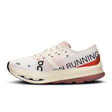 ON RUNNING Cloudboom Echo 3 W White Flame